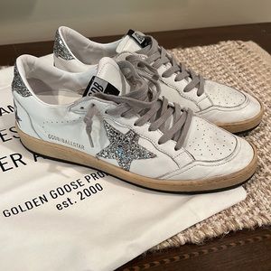 Golden Goose Ballstar sz 39 - white with silver glitter star and heel tab!